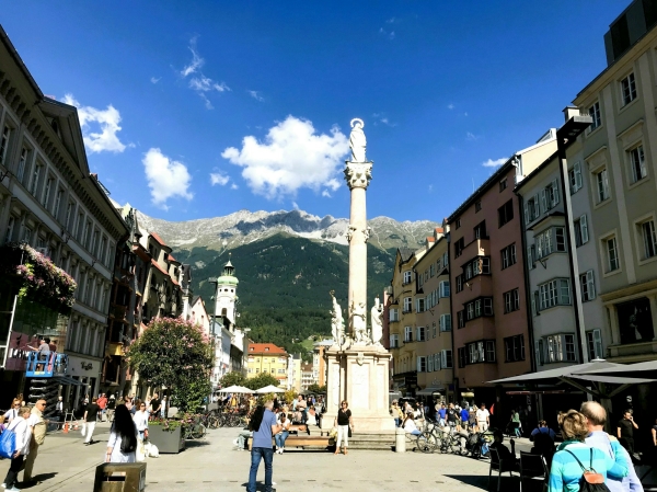 Innsbruck - Sommer - Blick auf die Nordkette